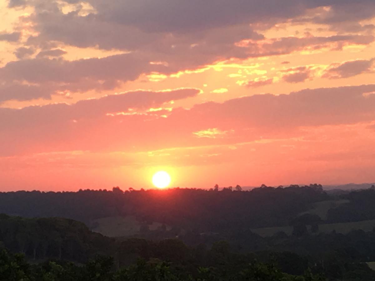 Lodge Callemondah With Stunning Views, In And Byron Hinterland Bangalow